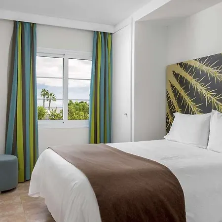 Jardines Del Sol Отель *